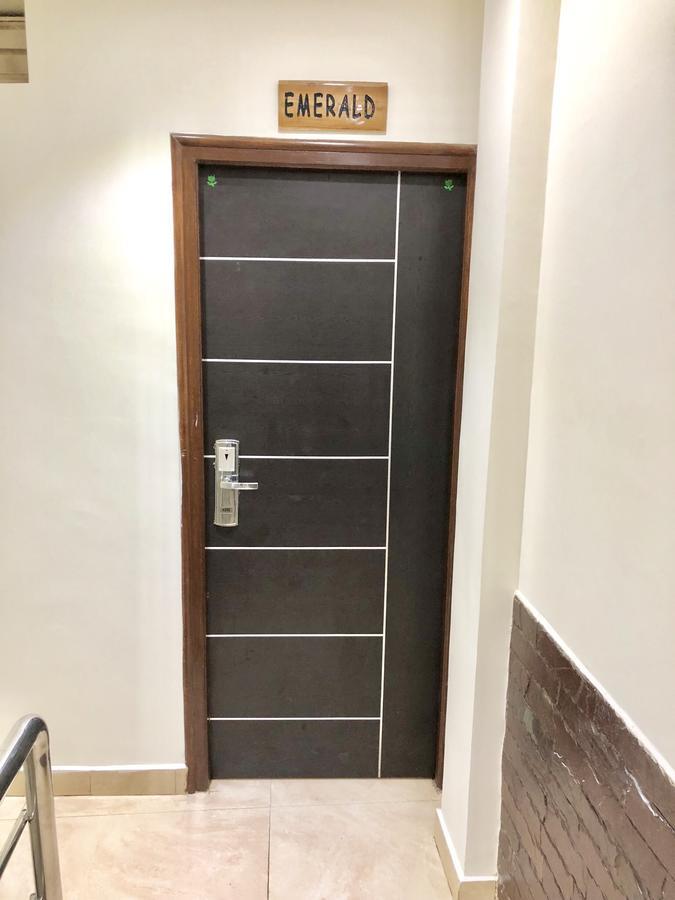 Hotel Landmark Utakamand Zewnętrze zdjęcie